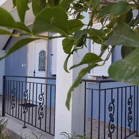 La Casa D'estate 2 * Lakíthra